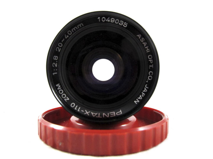 Pentax 110, 20-40mm f2.8, 1049035