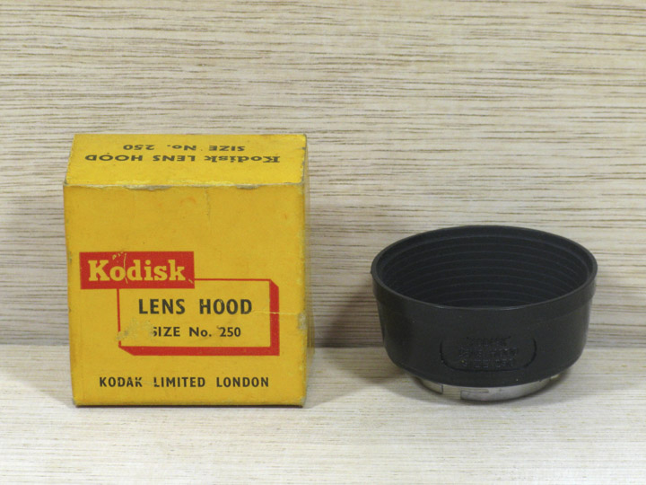 Kodisk lens hood, no 250, 6722
