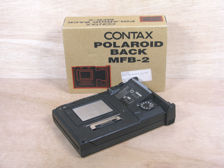Contax 645 Polaroid back MFB 2, 004865